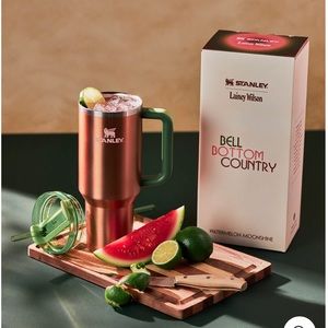 BRAND NEW STANLEY X LAINEY WILSON QUENCHER H2.0 FLOWSTATE TUMBLER 40oz